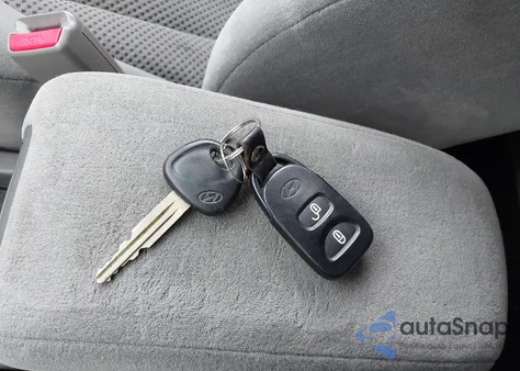 2009 Hyundai Tucson Se z USA, uszkodzony, nr VIN KM8JN72D29U980637